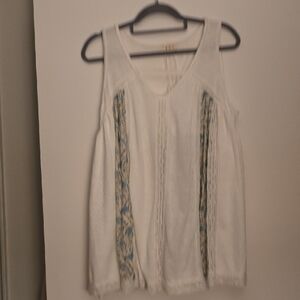 Chic White and Blue Floral Tank Top